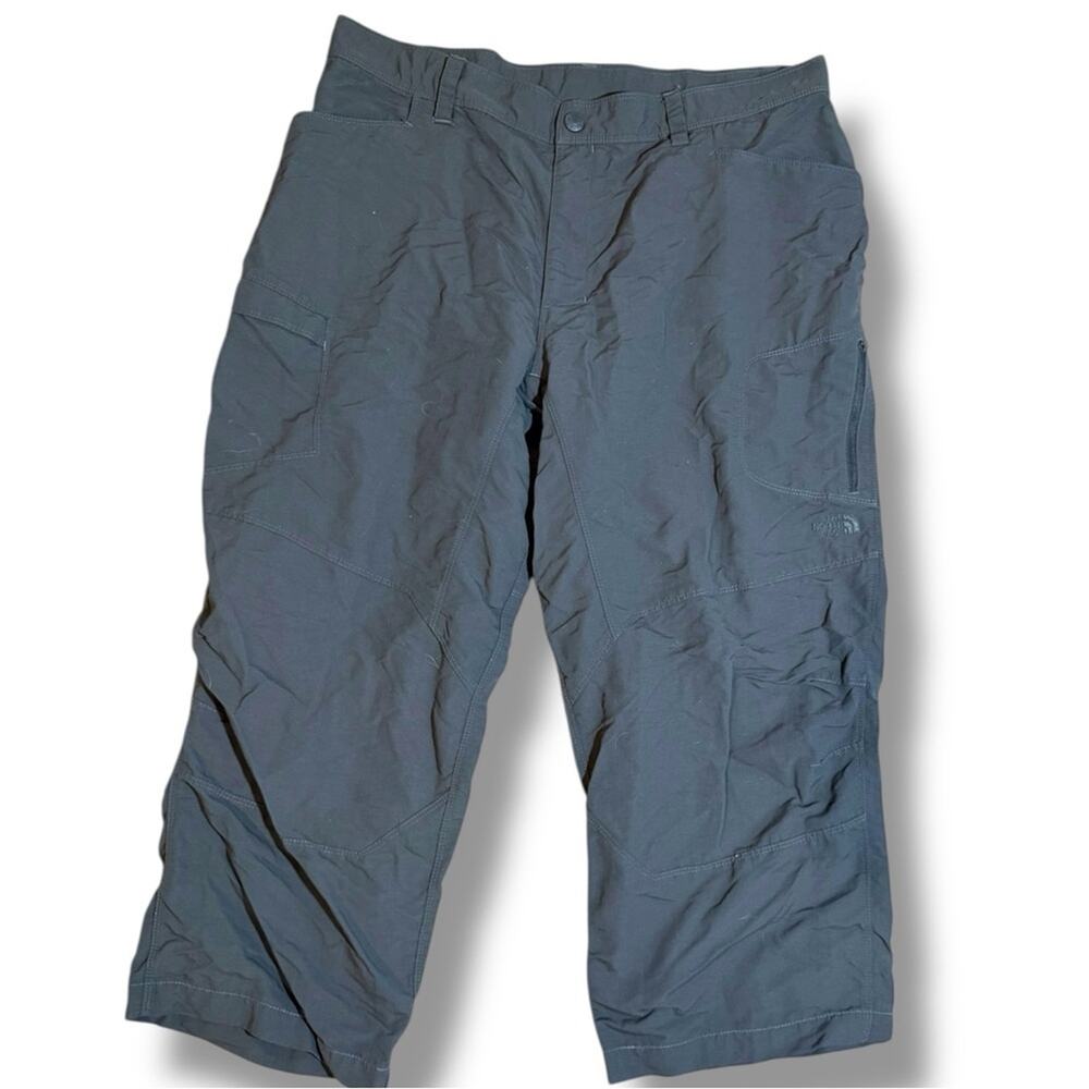 The North Face Men’s Gray Hiking Capri Quick Dry Nylon Pants